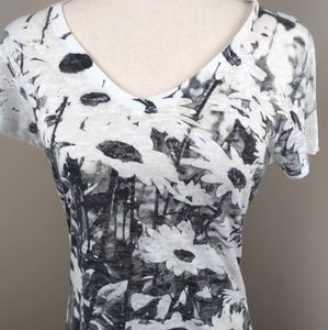 Converse one star Sunflower T-Shirt size Medium